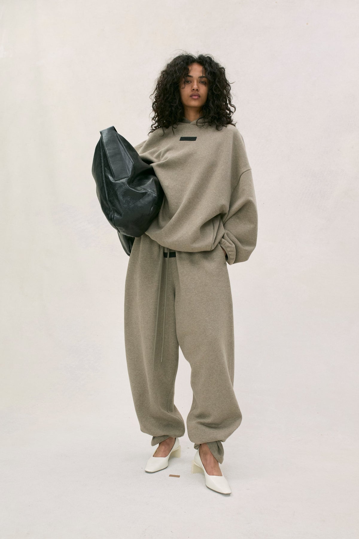 LOUNGE SWEATPANT