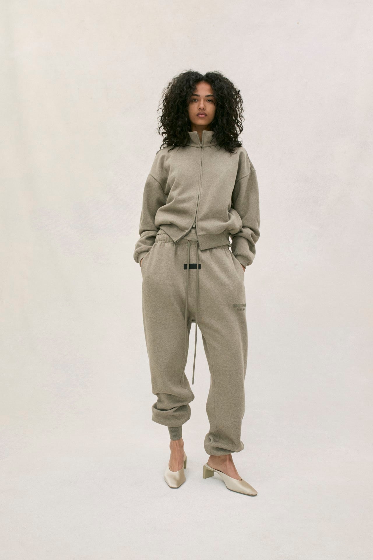WOMENS ZIP UP JACKET